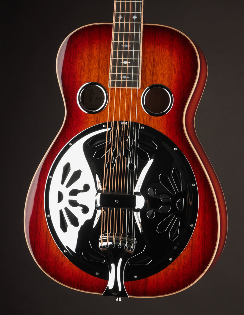 Beard Legacy R Roundneck - Phoenix Tri Color Burst