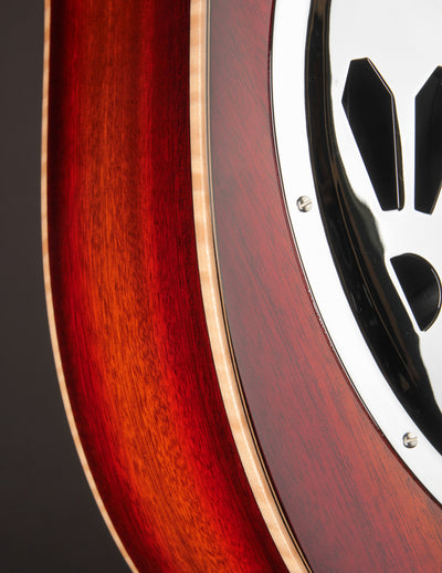 Beard Legacy R Roundneck - Phoenix Tri Color Burst