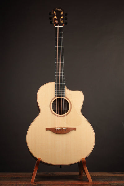 Lowden F-32C Indian Rosewood & Sitka Cutaway