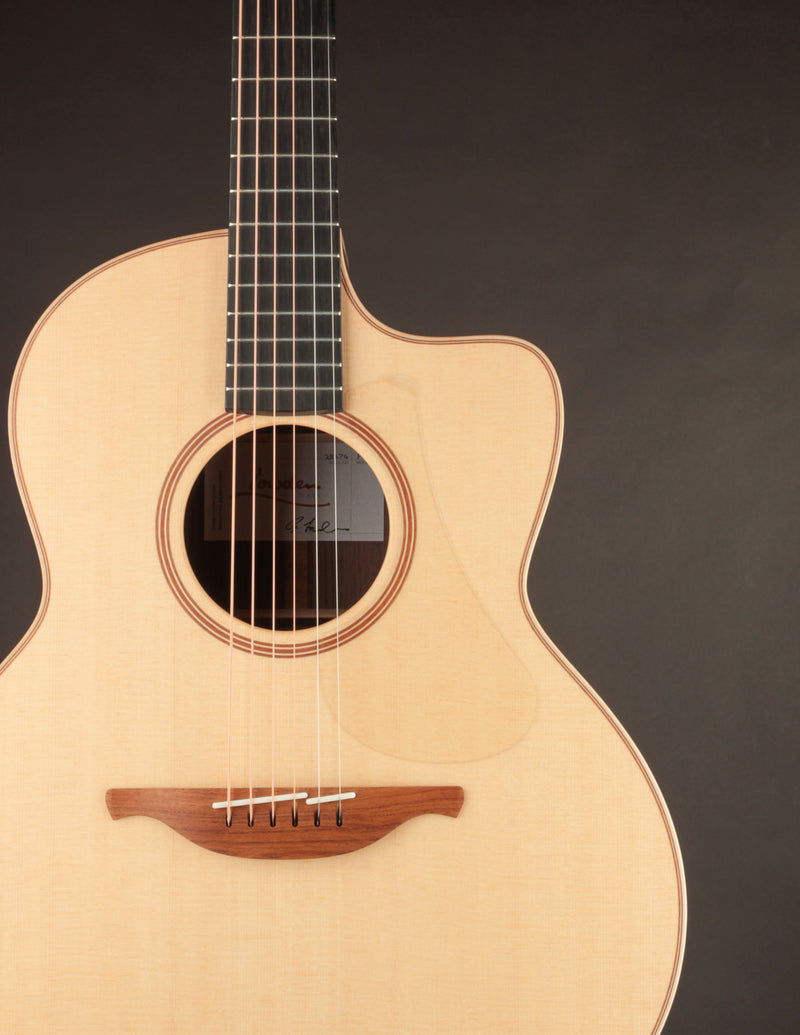 Lowden F-32C Indian Rosewood & Sitka Cutaway