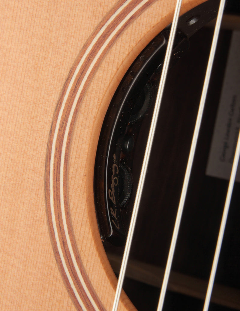 Lowden S-25J Red Cedar & Rosewood