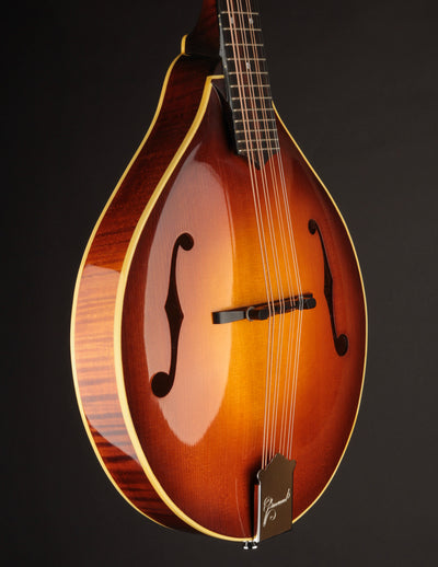 Girouard A Ensemble Mandola Sunburst (USED, 2013)