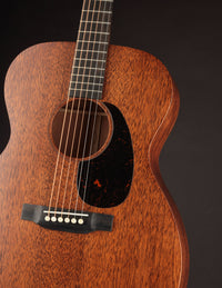 Martin 000-17