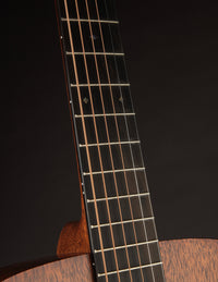 Martin 000-17