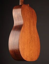Martin 000-17