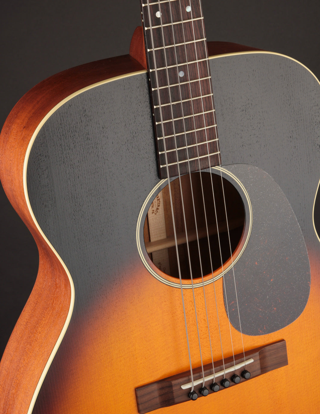 Martin 000-17 Whiskey Sunset | The Music Emporium