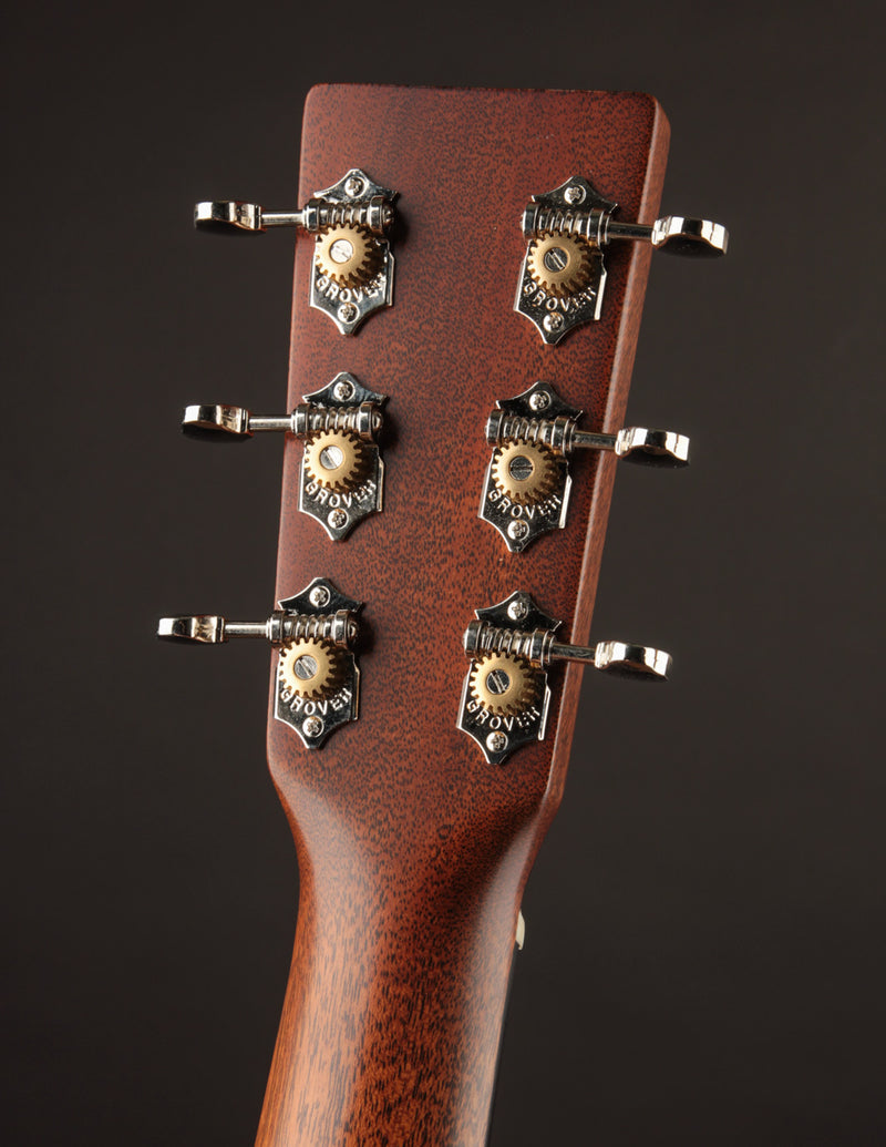 Martin 000-18