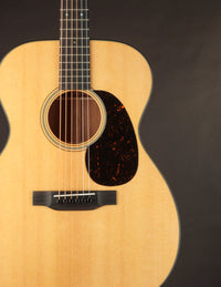 Martin 000-18