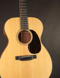Martin 000-18