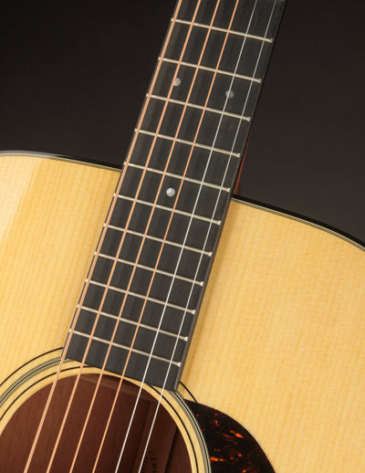 Martin 000-18