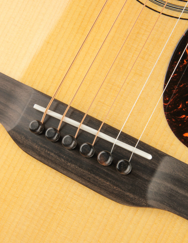Martin 000-18