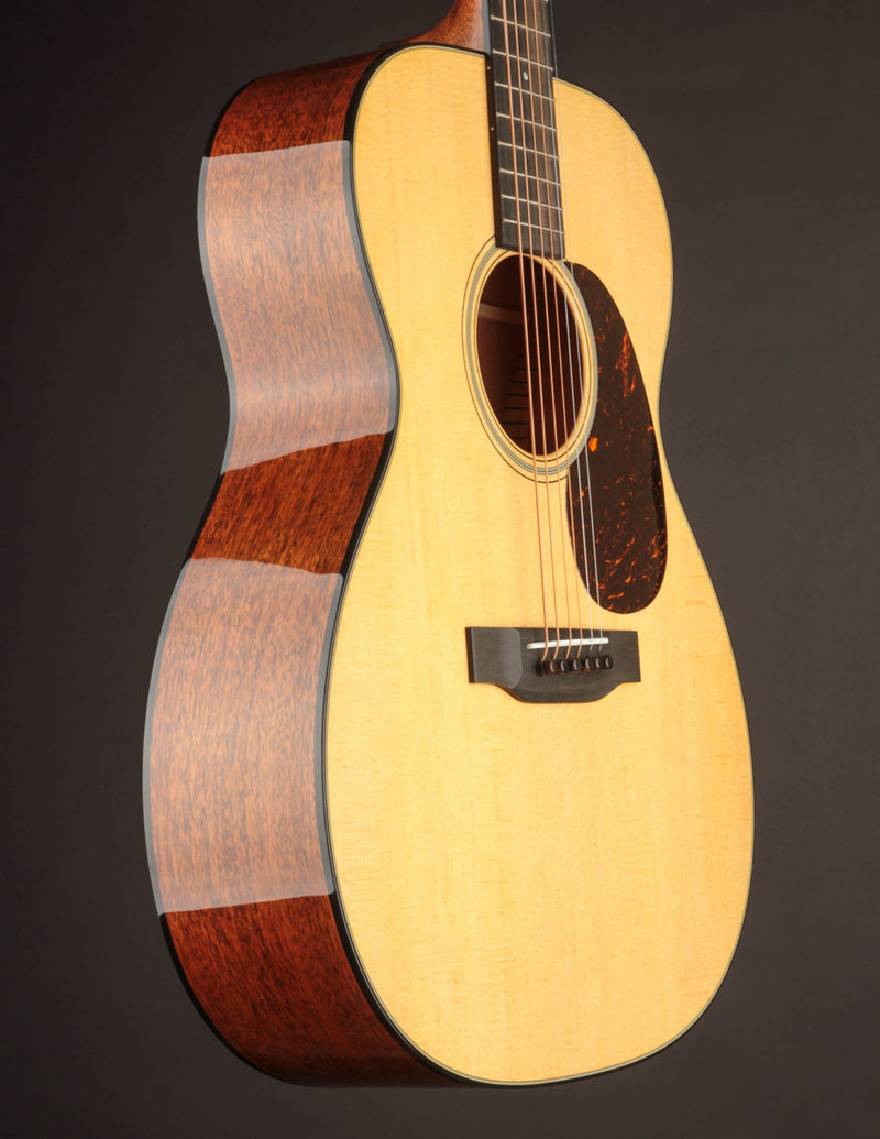 Martin 000-18