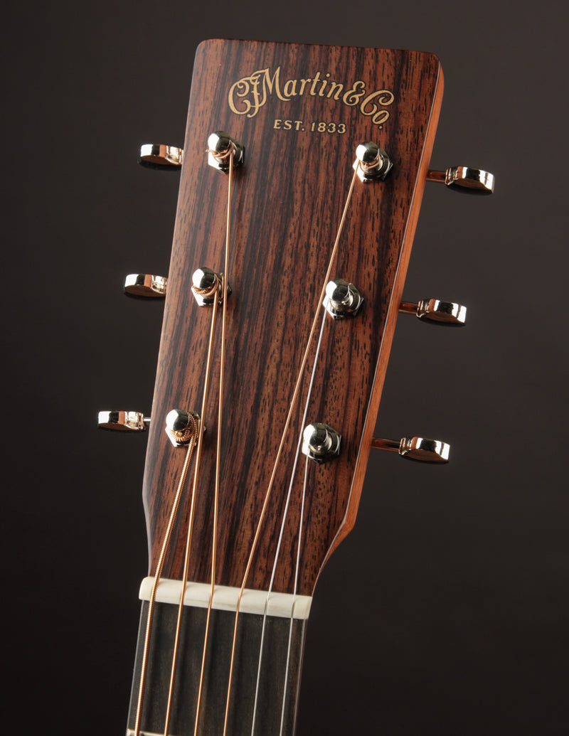 Martin 000-18
