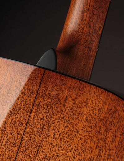 Martin 000-18