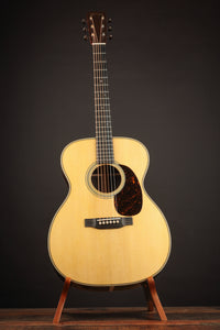 Martin 000-28