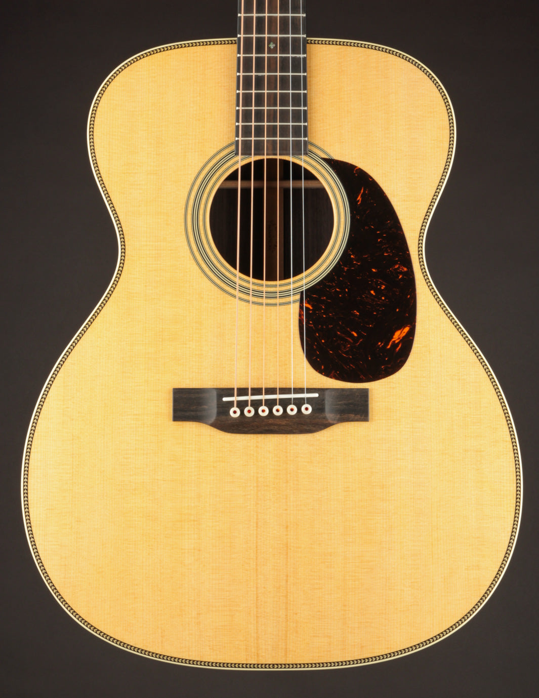 Martin 000-28
