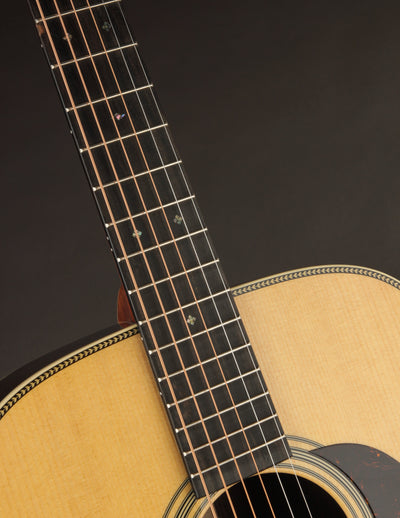 Martin 000-28
