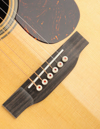 Martin 000-28