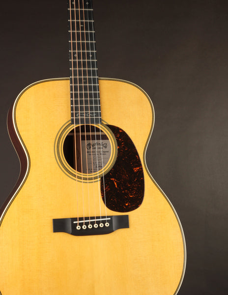 Martin 000-28EC Eric Clapton Guitar: Specs & Purchase at The Music