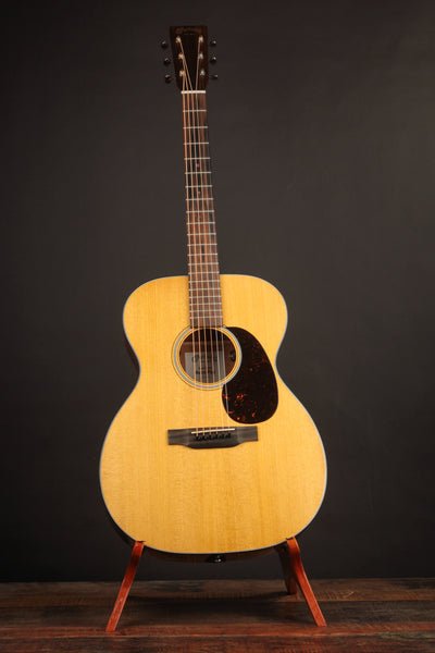 Martin 000E Retro Plus Mahogany