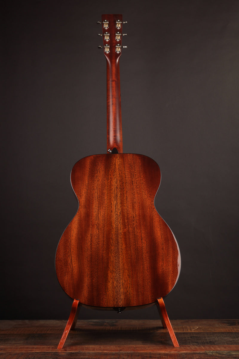 Martin 000E Retro Plus Mahogany