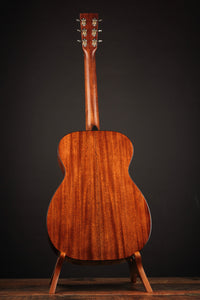 Martin 00-18