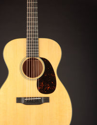 Martin 00-18
