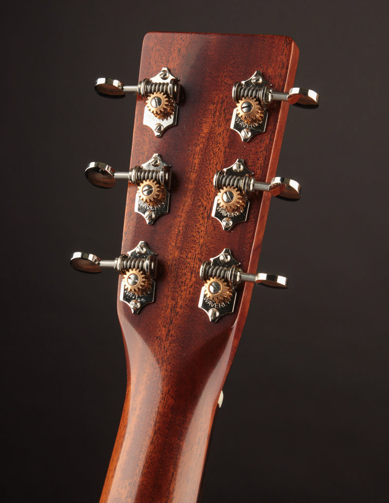 Martin 0-17 Jason Isbell