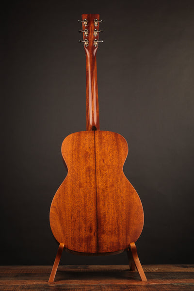 Martin 0-17 Jason Isbell