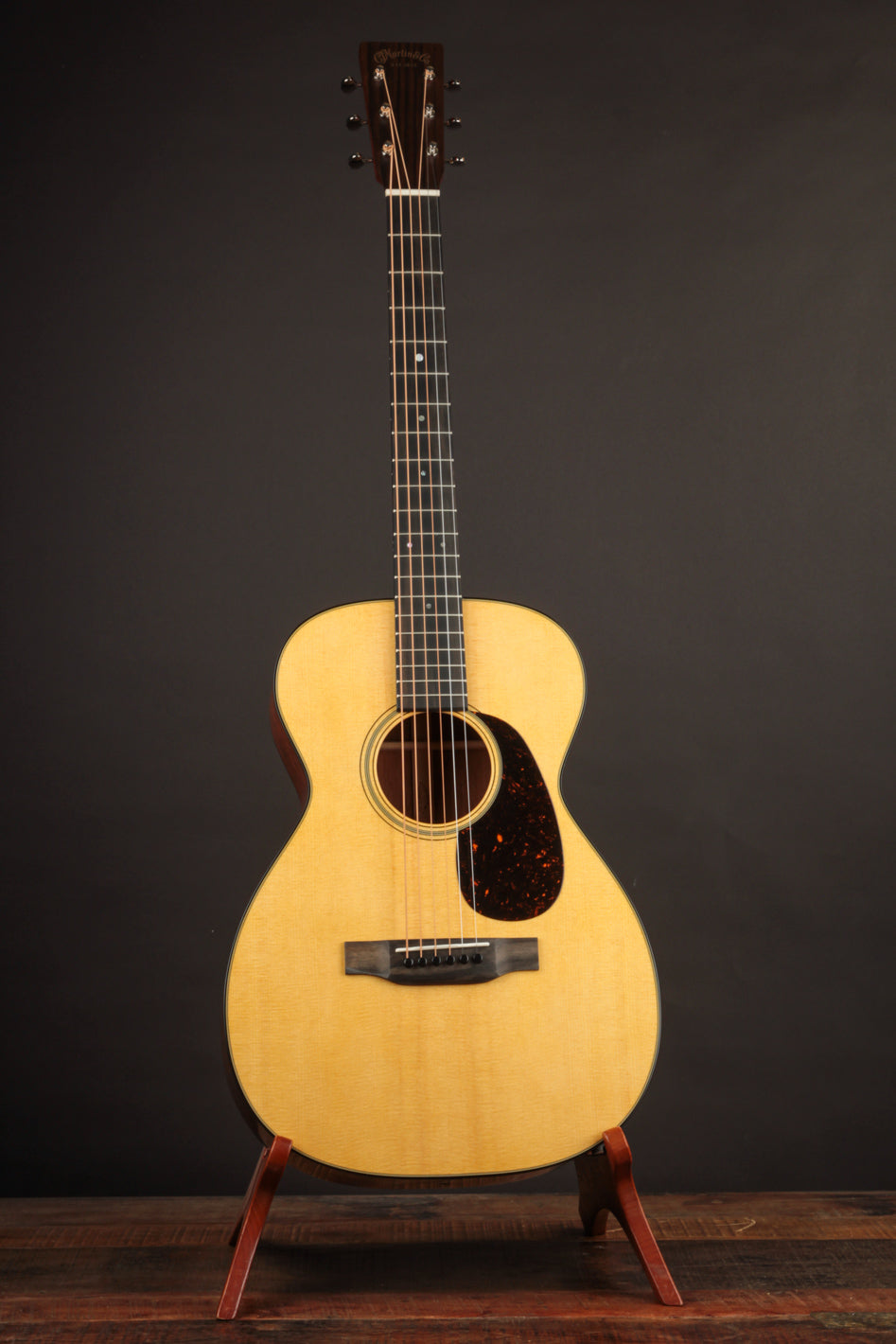 Martin Standard Series 0-18 Concert Acoustic Guitar Aged