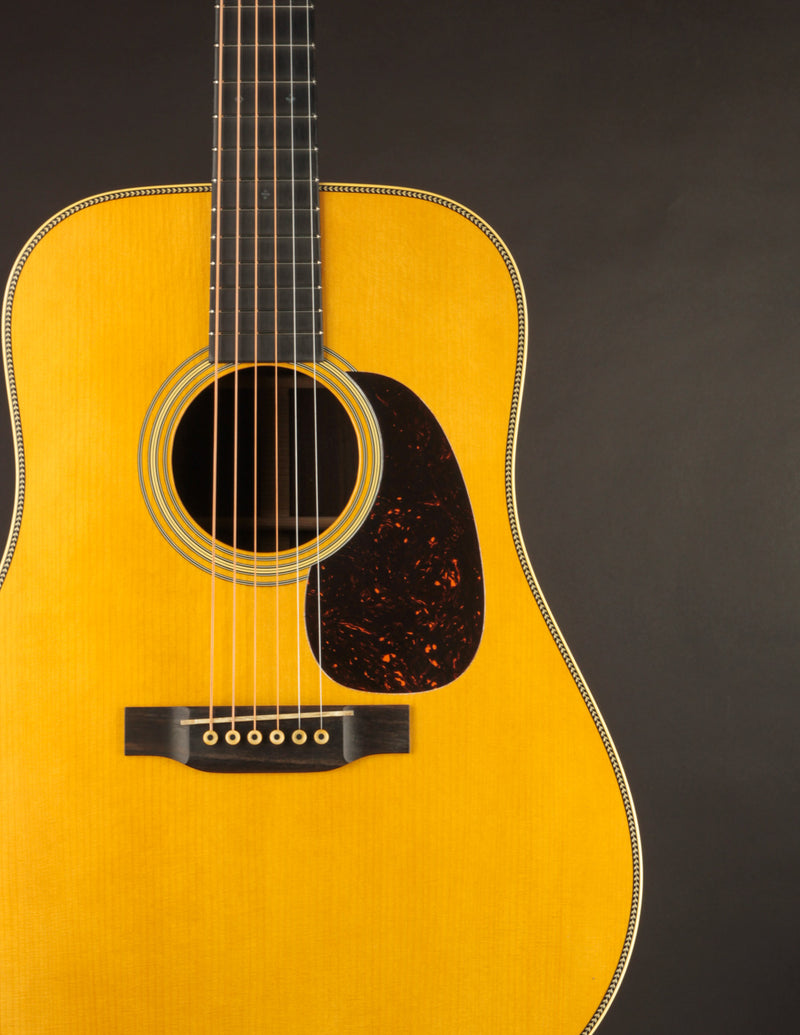 Martin Custom Shop D-28 1937 Stage 1 Aging