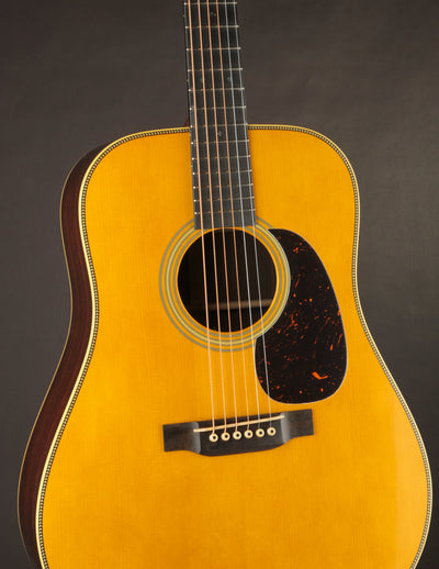 Martin Custom Shop D-28 1937 Stage 1 Aging