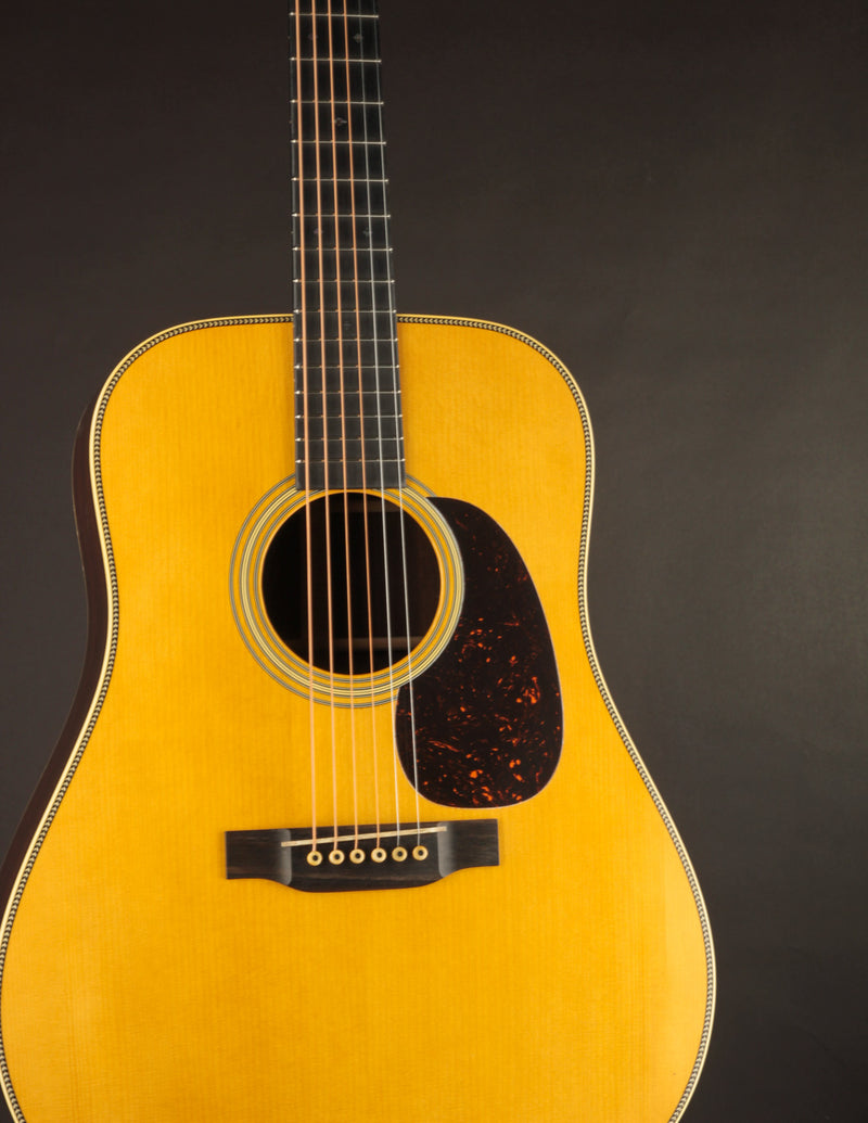 Martin Custom Shop D-28 1937 Stage 1 Aging