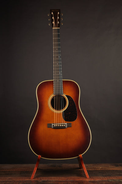 Martin Custom Shop D-28 1937 Stage 1 Aging Ambertone