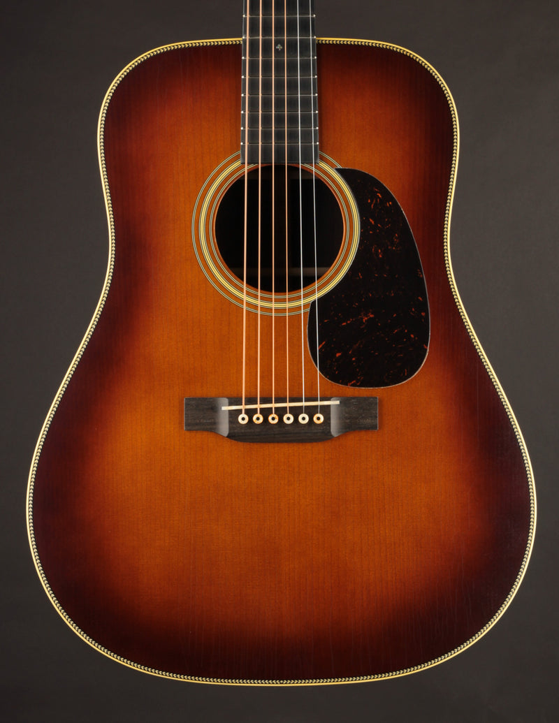 Martin Custom Shop D-28 1937 Stage 1 Aging Ambertone