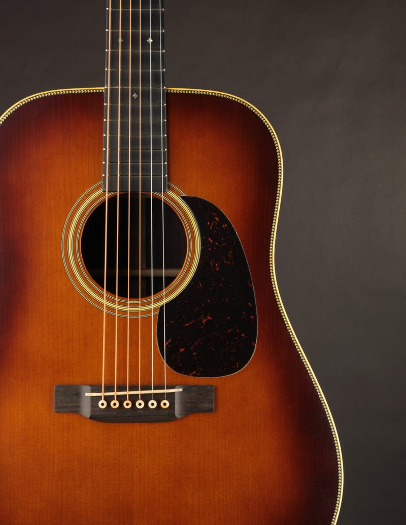 Martin Custom Shop D-28 1937 Stage 1 Aging Ambertone