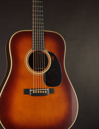 Martin Custom Shop D-28 1937 Stage 1 Aging Ambertone
