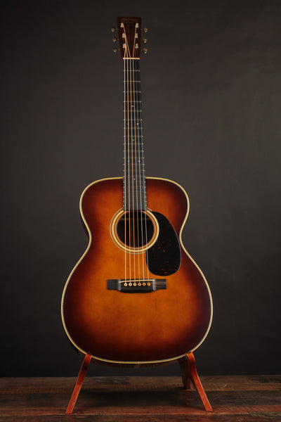 Martin Custom Shop 000-28 1937 Stage 1 Aging Ambertone