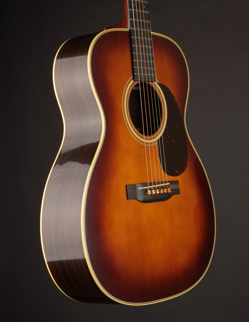 Martin Custom Shop 000-28 1937 Stage 1 Aging Ambertone