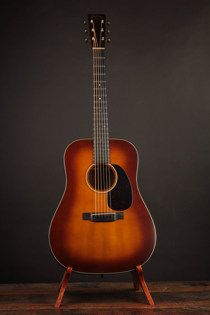 Martin Custom Shop D-18 1937 Stage 1 Aging Ambertone