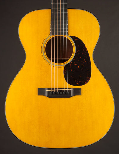 Martin Custom Shop 000-18 1937 Stage 1 Aging