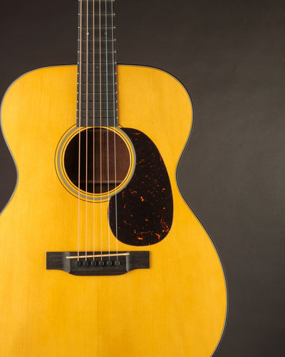 Martin Custom Shop 000-18 1937 Stage 1 Aging