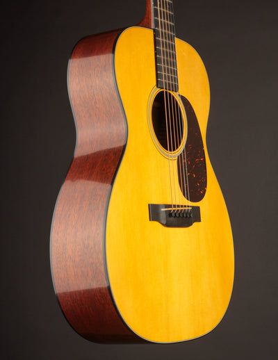 Martin Custom Shop 000-18 1937 Stage 1 Aging