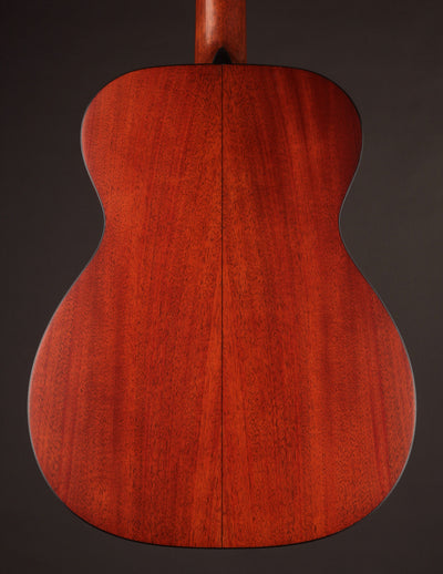 Martin Custom Shop 000-18 1937 Stage 1 Aging
