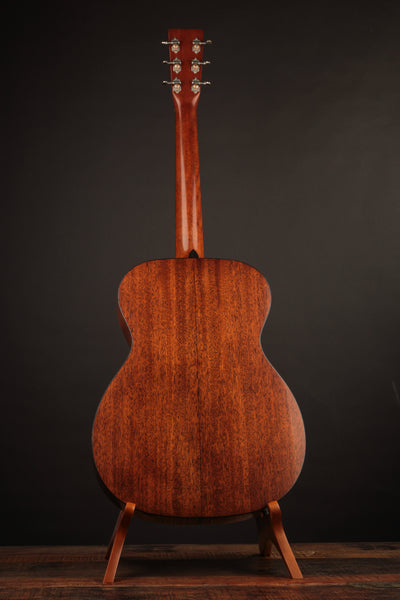 Martin Custom Shop 000-18 1937 Stage 1 Aging Ambertone