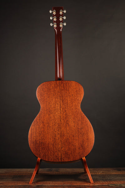 Martin Custom Shop 000-18 1937 Stage 1 Aging Ambertone