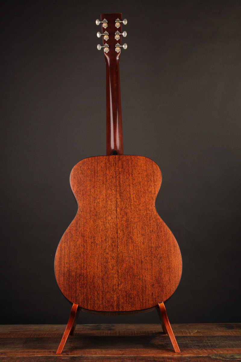 Martin Custom Shop 000-18 1937 Stage 1 Aging Ambertone