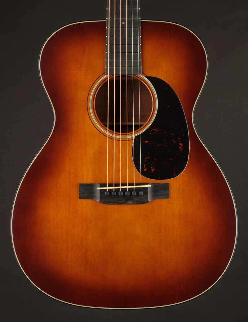 Martin Custom Shop 000-18 1937 Stage 1 Aging Ambertone