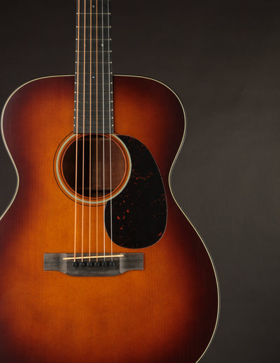 Martin Custom Shop 000-18 1937 Stage 1 Aging Ambertone