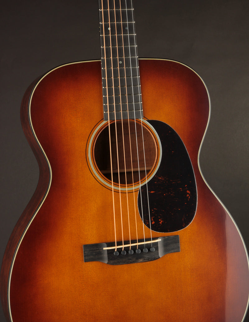 Martin Custom Shop 000-18 1937 Stage 1 Aging Ambertone